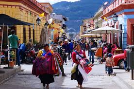 The retreat features a tour through the andador, or pedestrian path in San Cristobal de Las Casas, where you will be led on an inspiring journey towards empowerment.